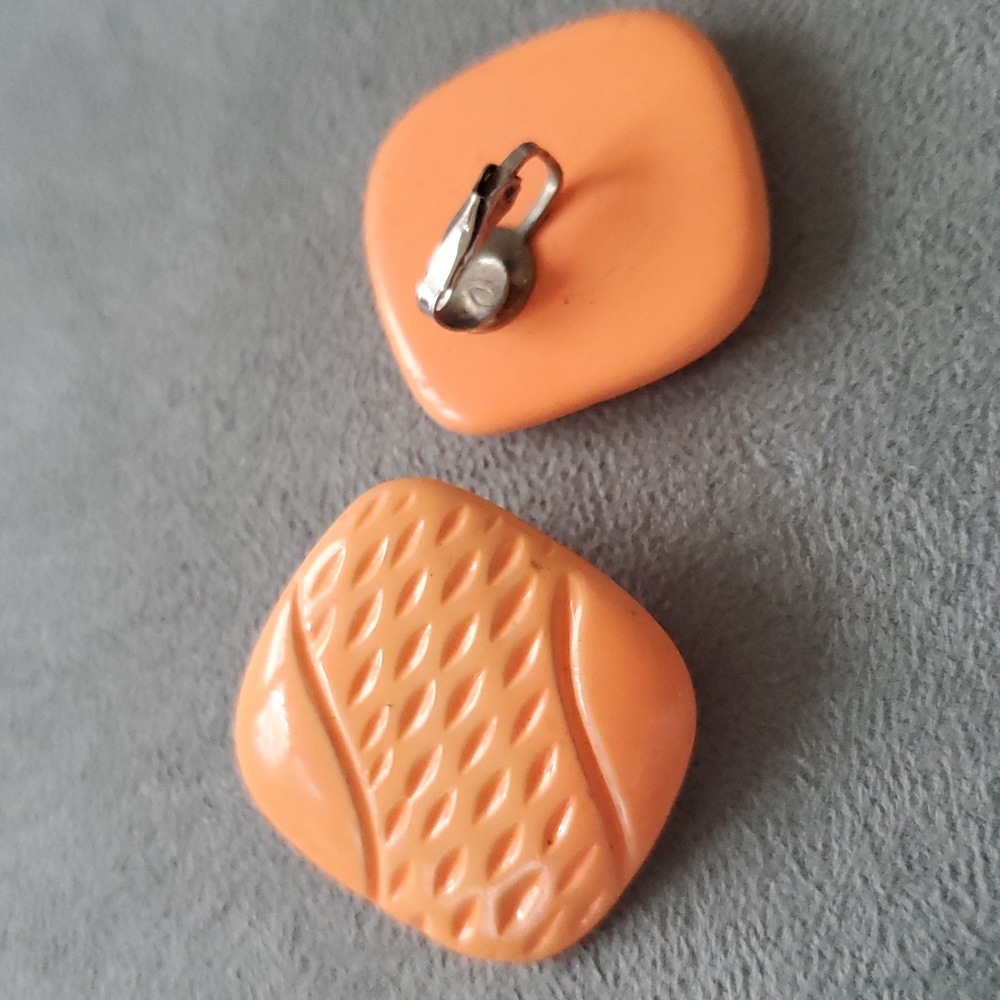 Colorful Vintage Earring Collection - Picture 2 of 12